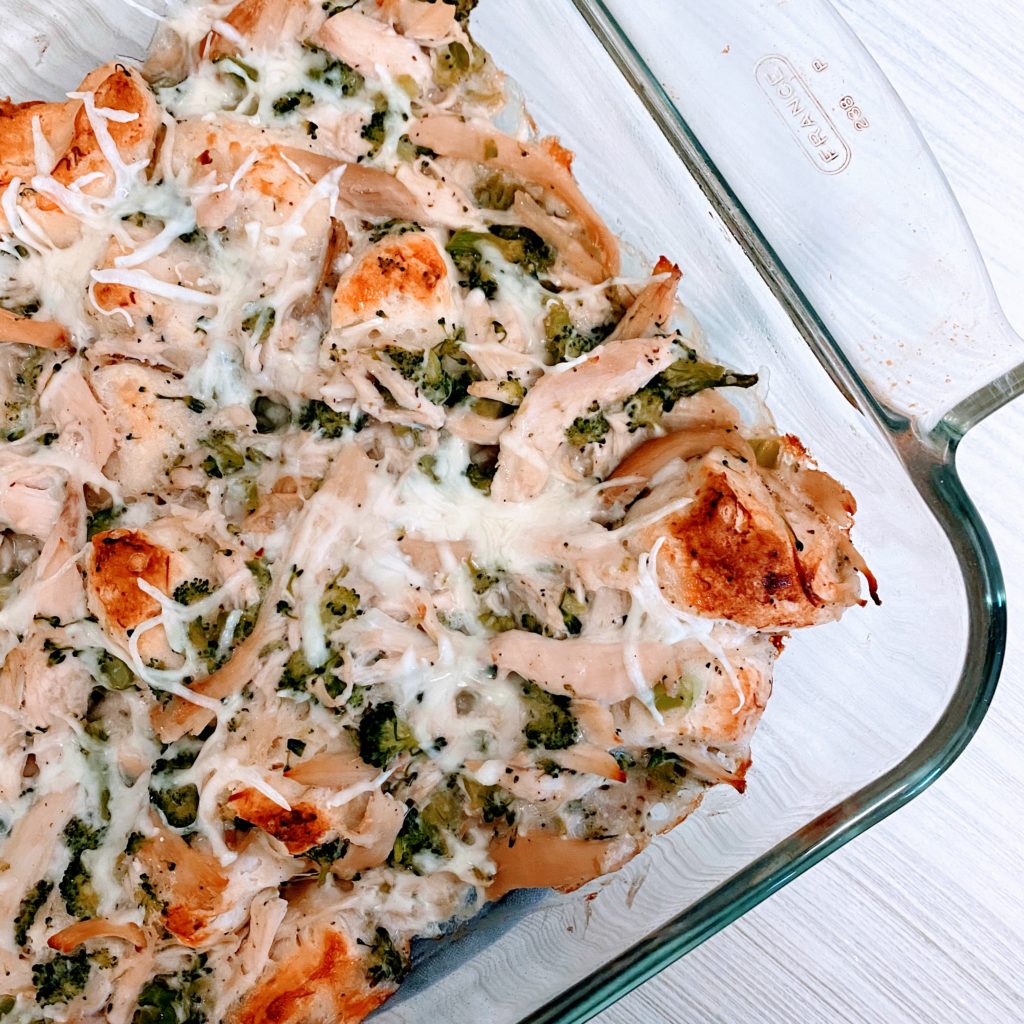 Chicken Alfredo BubbleUp Bake