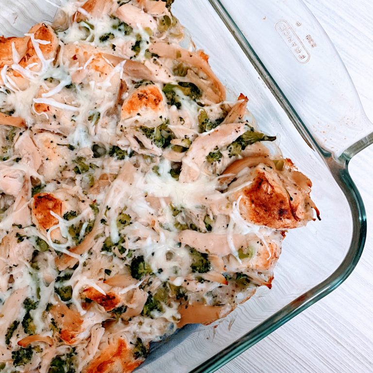 Chicken Alfredo BubbleUp Bake